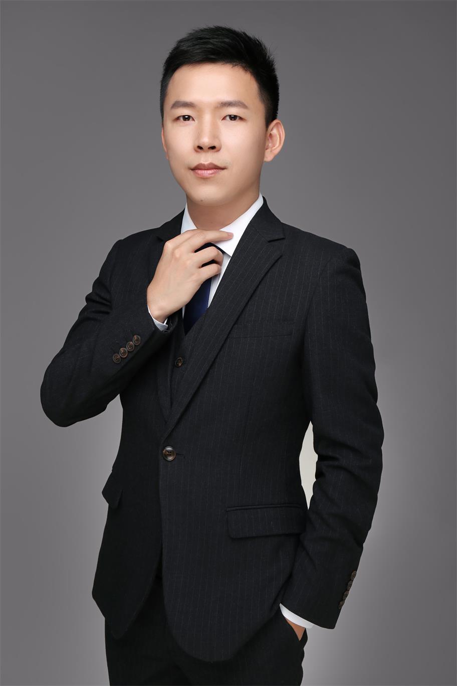 刘美玲 艺术总监 & 首席设计师